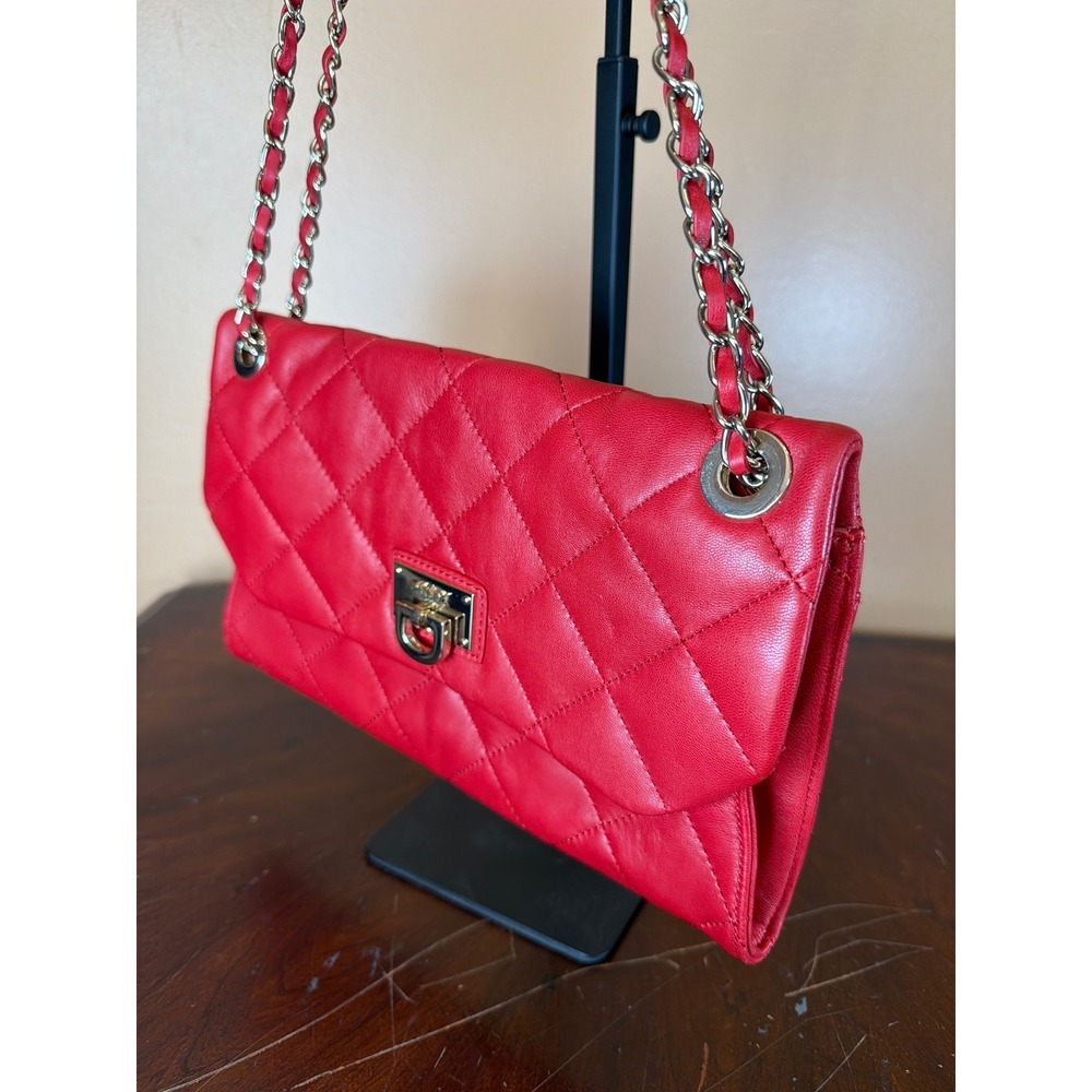 DKNY Red Quilted Leather Shoulder Bag Gold Chain Strap Turn Lock Flap Purse - Picture 3 of 14